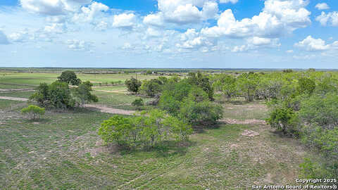Cr 477, Stockdale, TX 78160