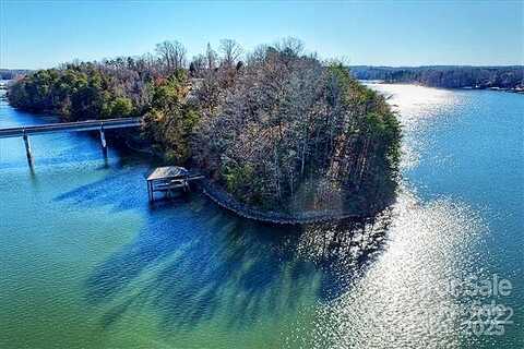 Island Ridge Drive, Statesville, NC 28166