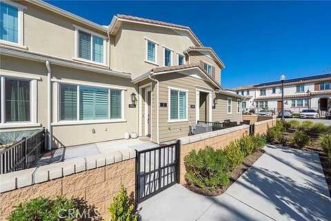 Stresa, FONTANA, CA 92336