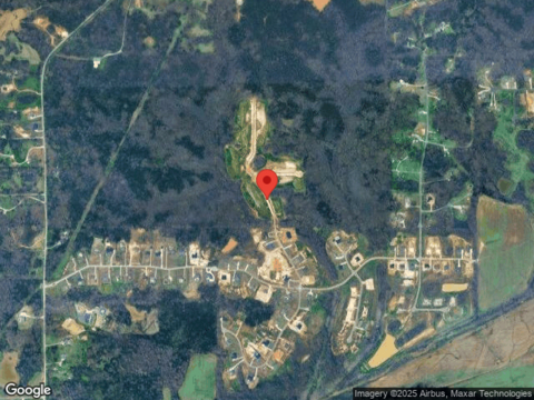 Pebble View Drive, Byhalia, MS 38611