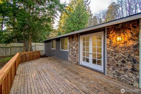 Nachant, INDIANOLA, WA 98342