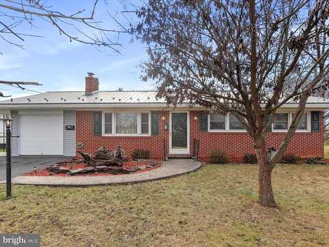 Walter, GREENCASTLE, PA 17225