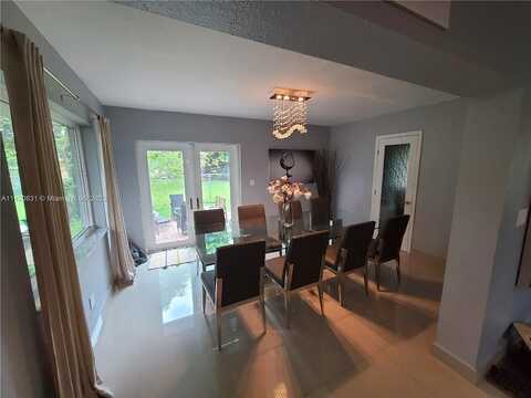 57Th, HOLLYWOOD, FL 33023