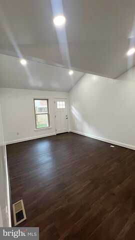 Tyler, FALLS CHURCH, VA 22042