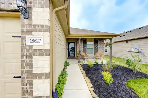 Yellow Lily, TOMBALL, TX 77377