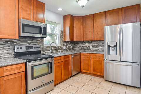 Glenburnie, HOUSTON, TX 77022