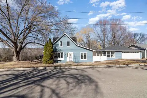 Forest, BELLE PLAINE, MN 56011