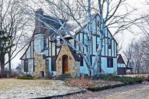Maple, LE CENTER, MN 56057