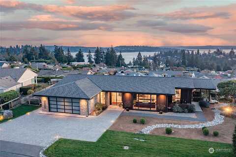 Hilltop, BELLEVUE, WA 98004