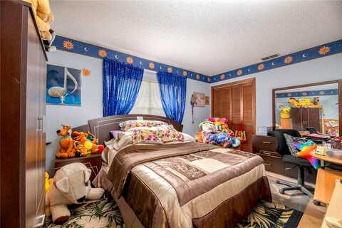 Stormway, APOPKA, FL 32712