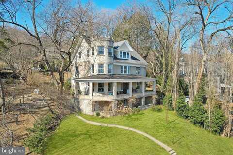 Parker, EASTON, PA 18042