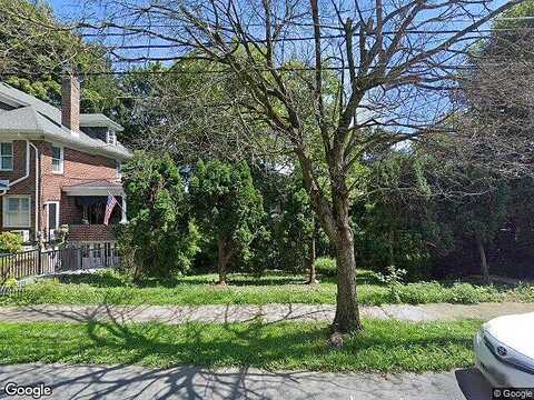 Parker, EASTON, PA 18042