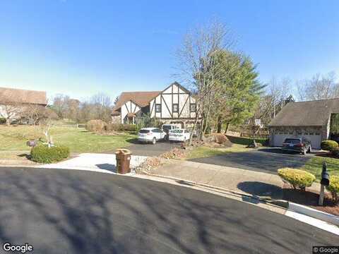 Colonial, NEWTOWN, PA 18940