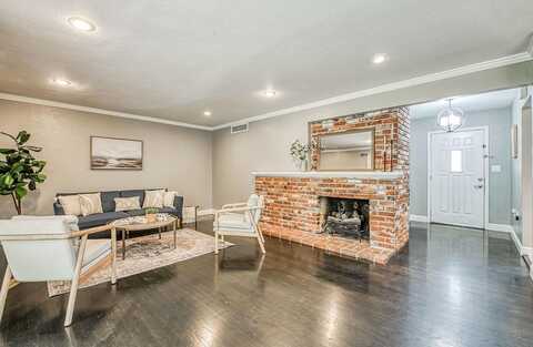 Barstow, FRESNO, CA 93704