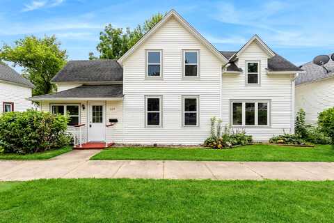 Oak, MONTGOMERY, MN 56069