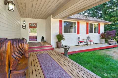 Pugh, POULSBO, WA 98370