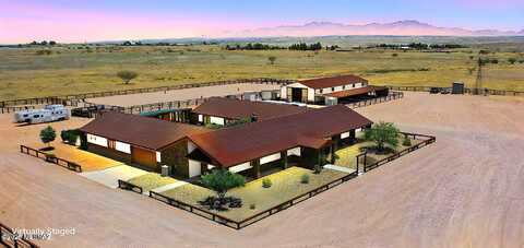 Curly Horse Ranch, SONOITA, AZ 85637
