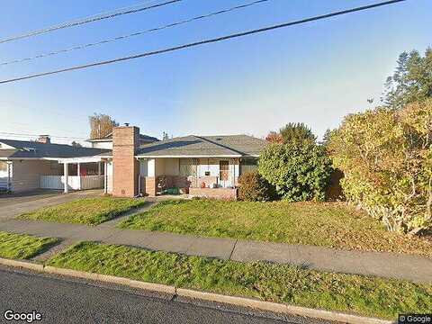 7Th, PUYALLUP, WA 98371