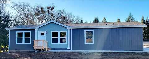 Wanda, MYRTLE CREEK, OR 97457