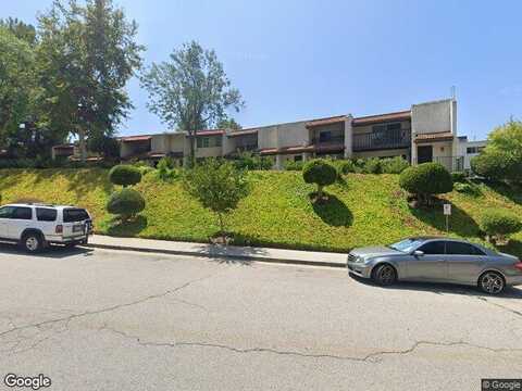 Via Yolanda, BURBANK, CA 91504