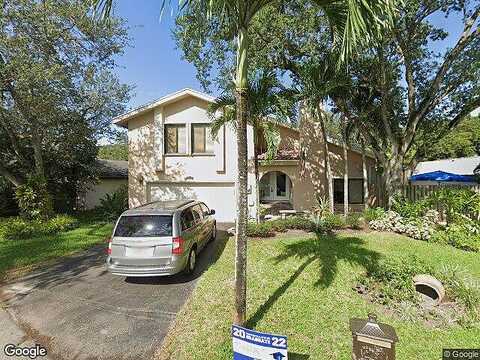 Birch, HOLLYWOOD, FL 33026