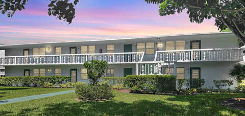 Farnham M, DEERFIELD BEACH, FL 33442