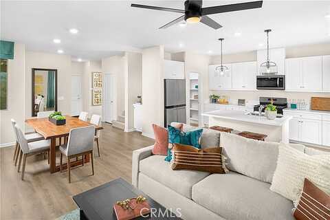 Hunter, MORENO VALLEY, CA 92551