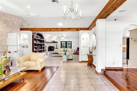 54Th, FORT LAUDERDALE, FL 33332