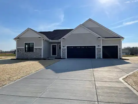 Ivy, GERMANTOWN, WI 53022