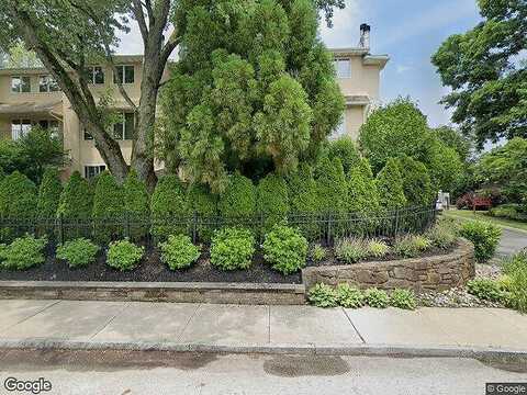 Bleddyn, ARDMORE, PA 19003
