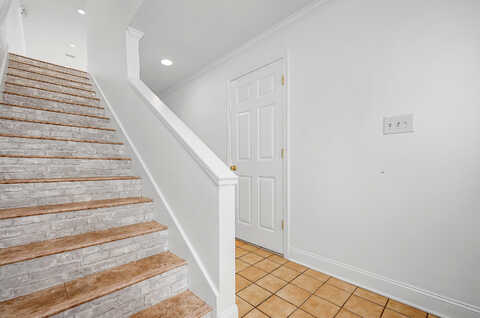 Eglin Parkway, Fort Walton Beach, FL 32547