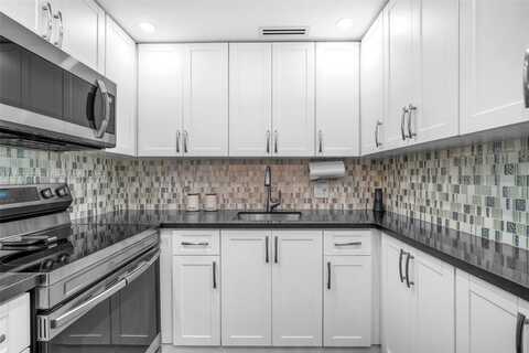 Sw 135Th Ter, Pembroke Pines, FL 33027