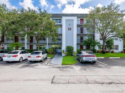 Sw 135Th Ter, Pembroke Pines, FL 33027