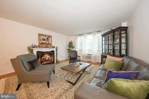 Chestnut St #710, PHILADELPHIA, PA 19103