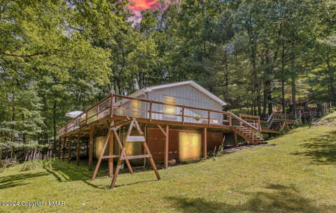 Waterview Drive, Hawley, PA 18428