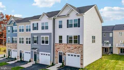 Munsee Circle, Winchester, VA 22602