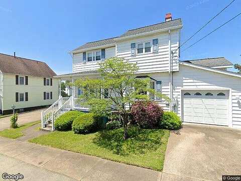 Arlington Ave, Uniontown, PA 15401