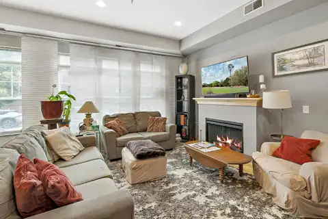 E 18Th Street, Minneapolis, MN 55404