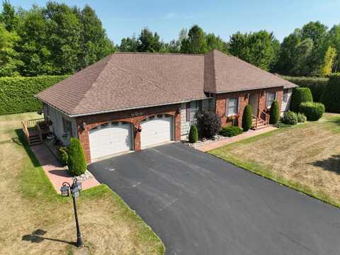 900 Durand Road, Plattsburgh, NY 12901