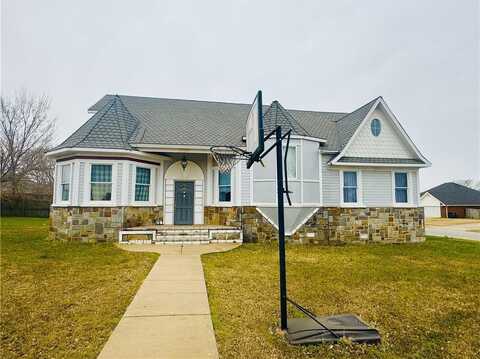 3200 Kennesaw ST, Springdale, AR 72764