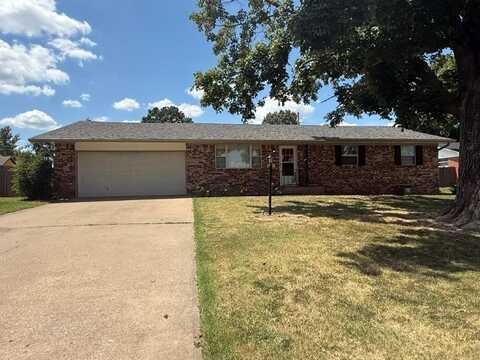818 N 12th ST, Rogers, AR 72756
