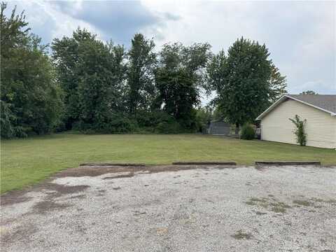 202 S Thorne AVE Unit #Lot 3, Green Forest, AR 72638