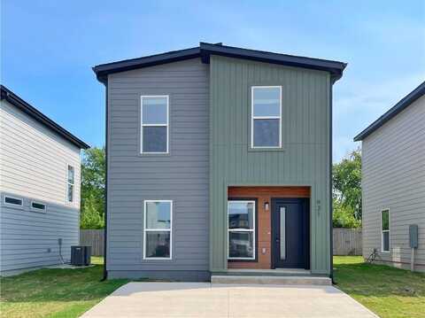 931 Reading Railroad LN, Bentonville, AR 72713