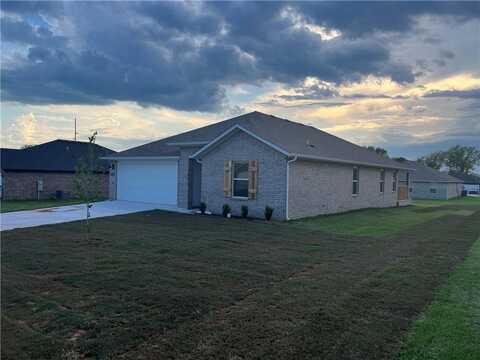 3108 N Bella ST, Siloam Springs, AR 72761