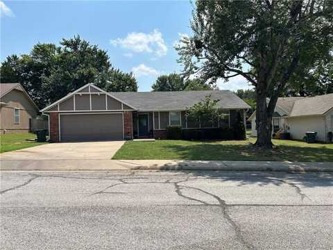 2725 E Country WY, Fayetteville, AR 72703