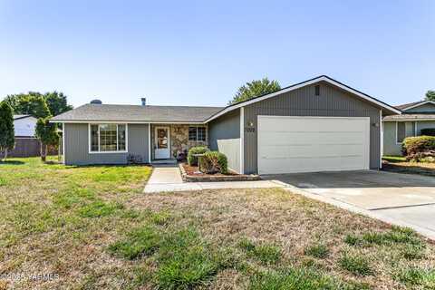7002 W Pierce Ct, Yakima, WA 98908