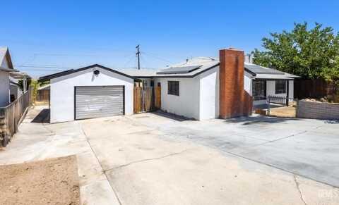 704 B Street, Taft, CA 93268