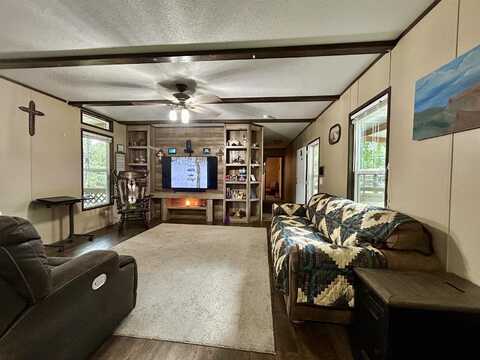 1152 COUNTY ROAD 3260, Colmesneil, TX 75938