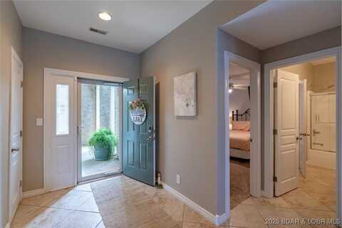6680 Keystone Drive unit: 212, Osage Beach, MO 65065