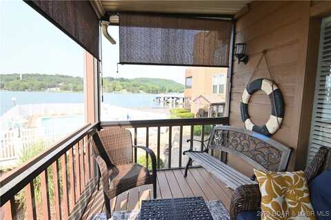 99 Rock Dove Lane unit: 2B, Camdenton, MO 65020